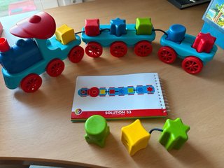 Juego Smart Games El tren de las formas