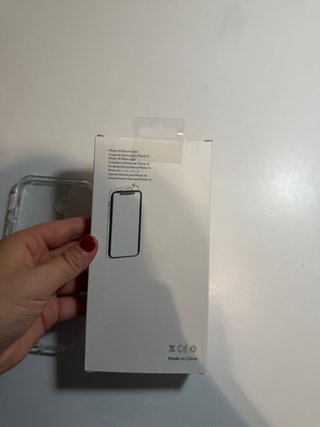 Funda iPhone 16 Transparente Magnética