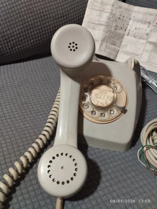 Teléfono antiguo de disco