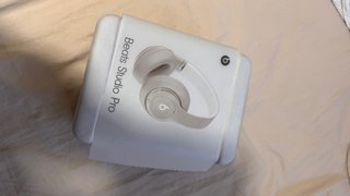 Beats Studio Pro Beige