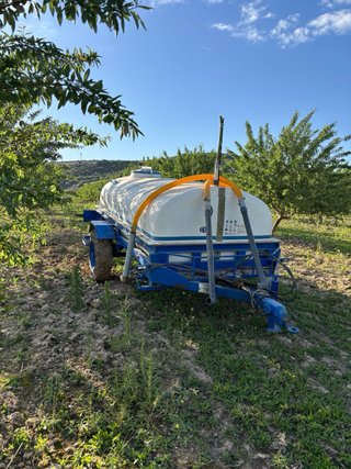Cisterna riego 6000L Pérez Sánchez