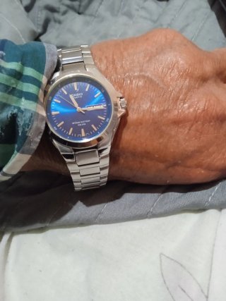 Reloj Casio Quartz Esfera Azul