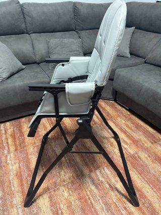 Trona evolutiva LMITOS plegable y ligera
