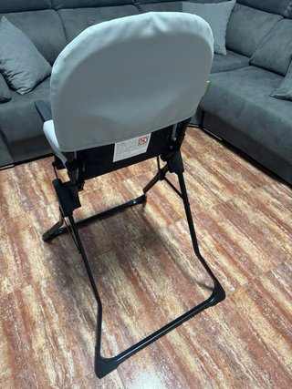 Trona evolutiva LMITOS plegable y ligera