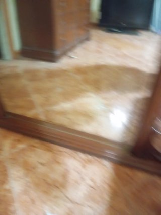 Espejo antiguo de madera