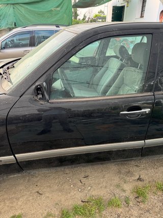 Puerta Delantera Izquierda Mercedes W210