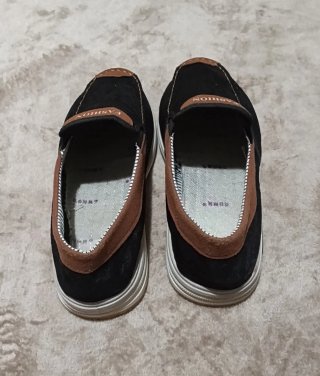 Zapatos casuales hombre negros y marrones