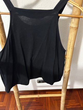 Camiseta Zara con pedrería