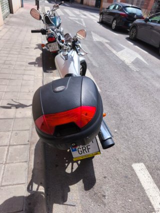 Yamaha YBR 125 Custom 2009 Plata