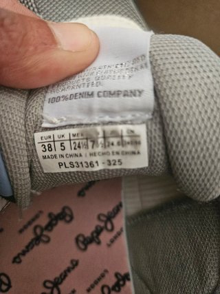 Zapatillas Pepe Jeans rosas y blancas