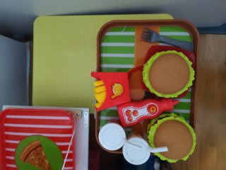 Cocina infantil de madera