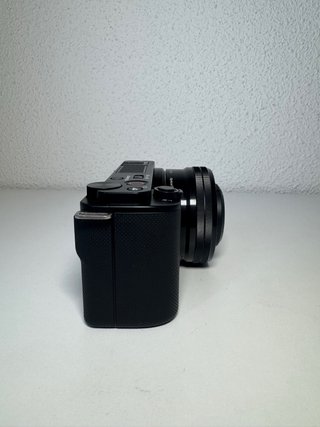 Cámara Sony ZV-E10 Negra