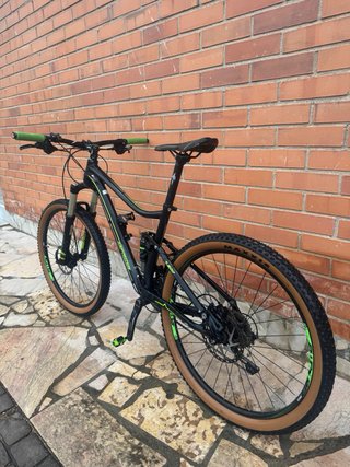 Bicicleta Merida Full Suspension