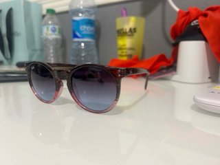 Gafas de sol Ray-Ban negras y rosas