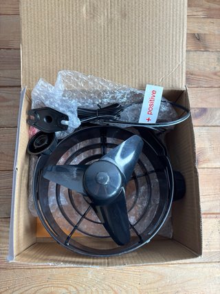 Ventilador Hella Turbo 12V Negro