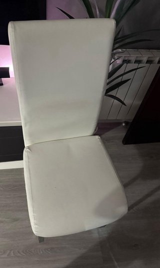 Juego de 6 sillas blancas