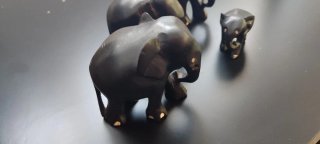 Figuras de elefantes de madera (Set de 4)