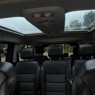 Peugeot Traveller Allure 2021