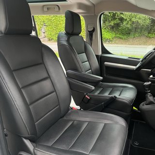 Peugeot Traveller Allure 2021