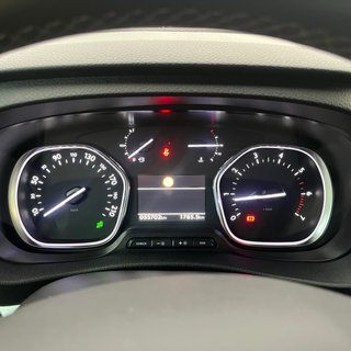 Peugeot Traveller Allure 2021