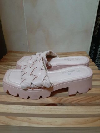 Sandalias Etereo Shoes rosas nuevas