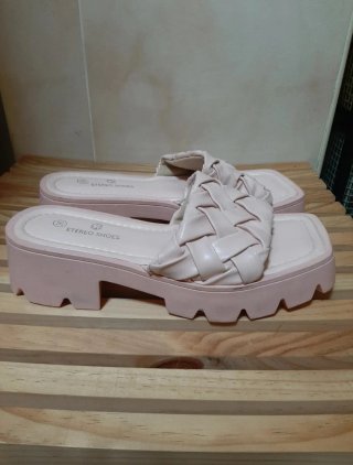 Sandalias Etereo Shoes rosas nuevas