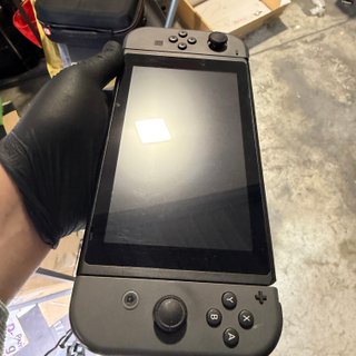 console nintendo switch v2 completa di scatola