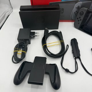 console nintendo switch v2 completa di scatola