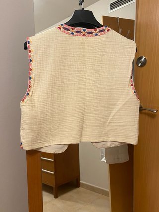 Chaleco bordado Zara T. XS