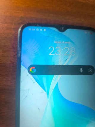 Móvil Vivo pantalla rota - funciona bien con caja