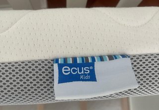 Cuna con colchón