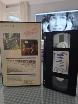 Los Bárbaros VHS Edición Videoclub