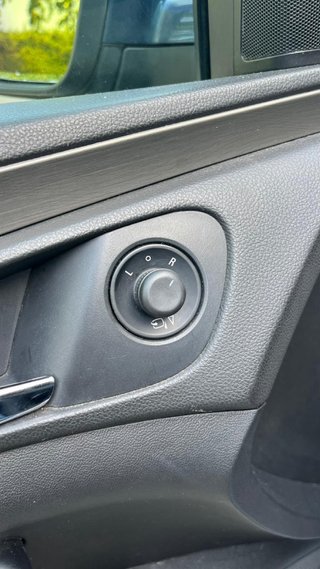 Opel Insignia 2011 CON PEGATINA AMBIENTAL OCASION