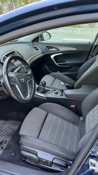 Opel Insignia 2011 CON PEGATINA AMBIENTAL OCASION