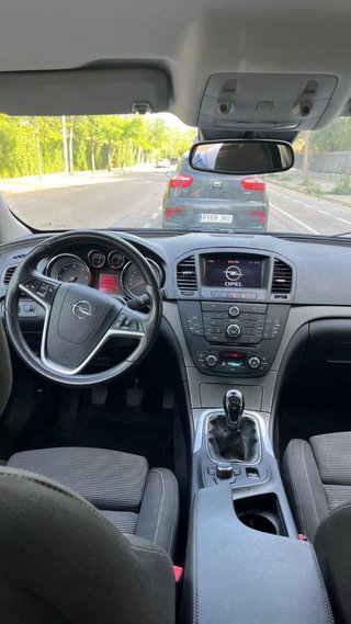 Opel Insignia 2011 CON PEGATINA AMBIENTAL OCASION