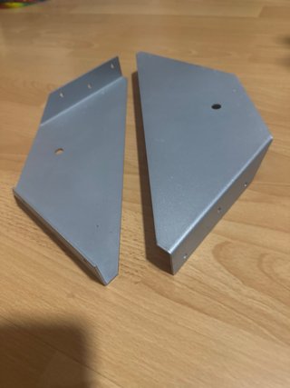 2 Escuadras metálicas para estanterías