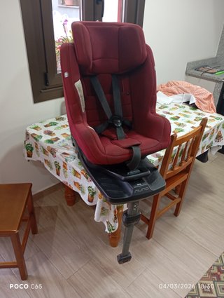 Silla coche Nuna Isofix giratoria roja