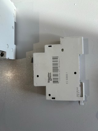 Pulsador Merlin Gerin 20A 250V