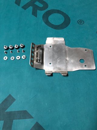 Cubrecarter Aluminio BMW