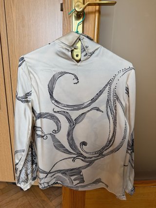 Blusa Trucco lazo Talla 38 Beige/Negro