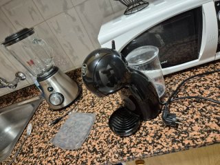 Cafetera Dolce Gusto Negra