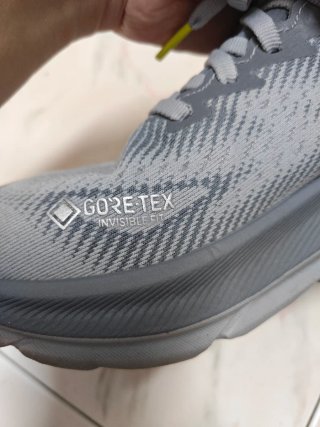 Zapatillas Hoka Clifton 9 GTX Gris/Rosa