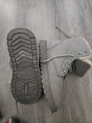 Botas de invierno grises