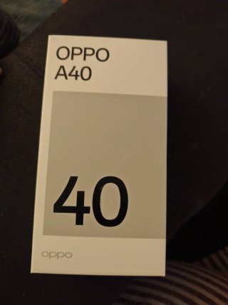 Móvil Oppo Morado
