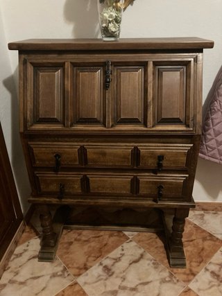 Bargueño madera maciza, buen estado