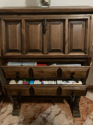 Bargueño madera maciza, buen estado