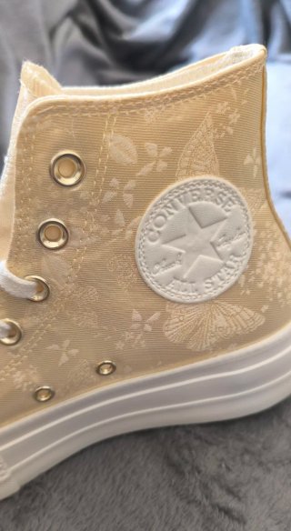 Zapatillas Converse Chuck Taylor Doradas Mariposas