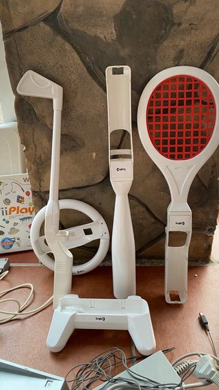 Nintendo Wii Blanca con Accesorios y Juegos