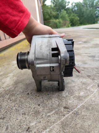 Alternador ORIGINAL coche – listo para montar