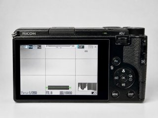 Ricoh GR IV
